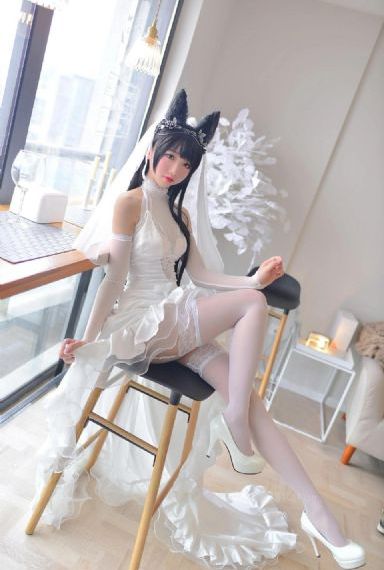 欧美精品看片_十万网红美女美酱