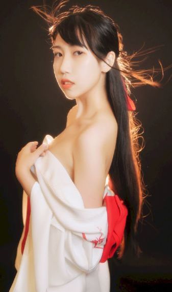 欧美日韩国产综合一区二区_完整视频大全
